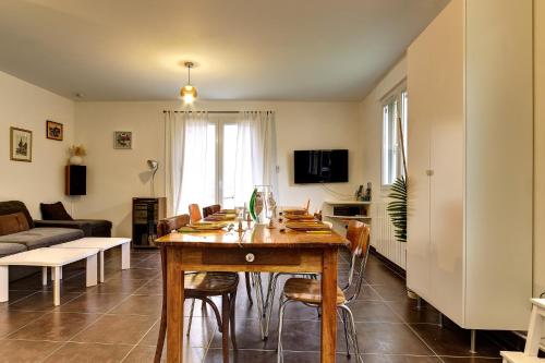 Appartement \ 255 Route des Monts Feillens