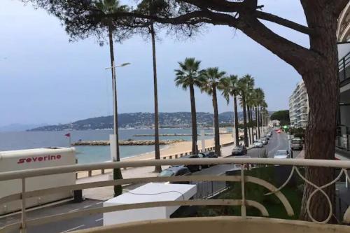 \ Antibes france