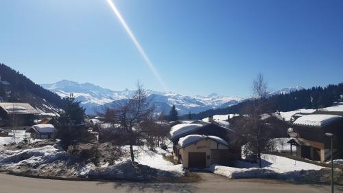 1/2 Chalet Lifrane, Les Saisies, 6 personnes Hauteluce france