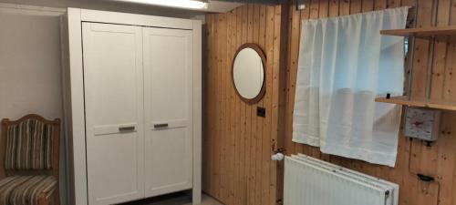 Séjour chez l'habitant 1-2 Zimmer nahe Flughafen Am Brückweg Rüsselsheim