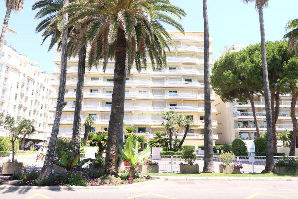 Appartement 1 Bedroom Henri IV on the Croisette 240 74 Boulevard de la Croisette, 06400 Cannes