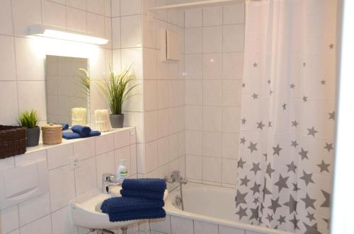 Appartement 1-Zi-FeWo-Studio-direkt-am-Seeufer-perfekte-Lage-barrierefrei Am Seeufer 59b Waren