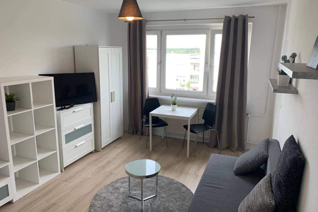 Appartement 1 Zi-Whg, Netflix, Wifi, Küche, 15min zum Zentrum 1 Tauchaer Straße, 04357 Leipzig