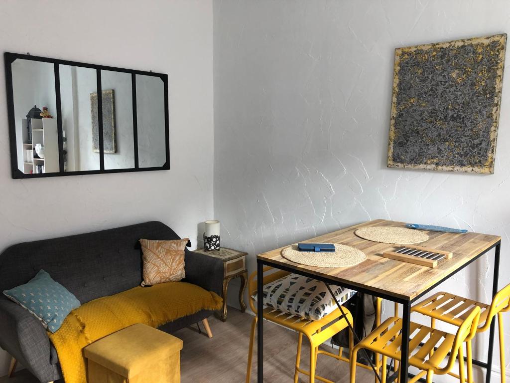 Appartement 100 mètres de la plage aperçu mer 46 Rue Jules Barni 1er etage, 80350 Mers-les-Bains