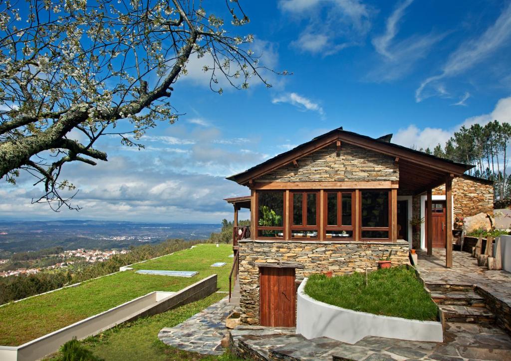 Séjour à la ferme 12 Meses Naturalmente Quinta fonte da casa, 3305-050 Cerdeira