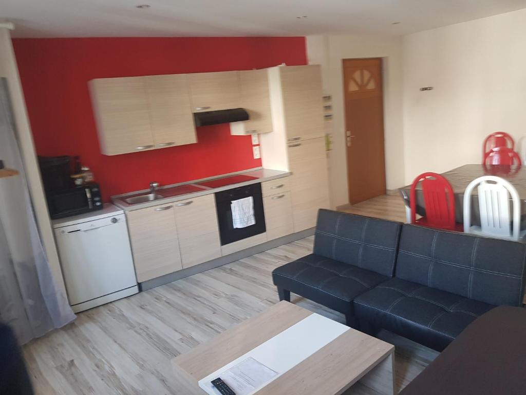 Appartement 13 Rue de la Fontaine F11 13 Rue de la Fontaine, 65100 Lourdes