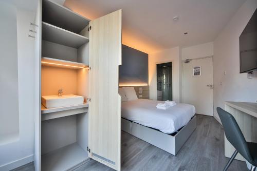 15#Chambre double#CoLiving#Loft#HomeCinema#fitness Charenton-le-Pont france