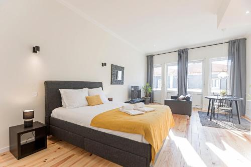 150 Rivoli Apartments by LovelyStay Porto portugal