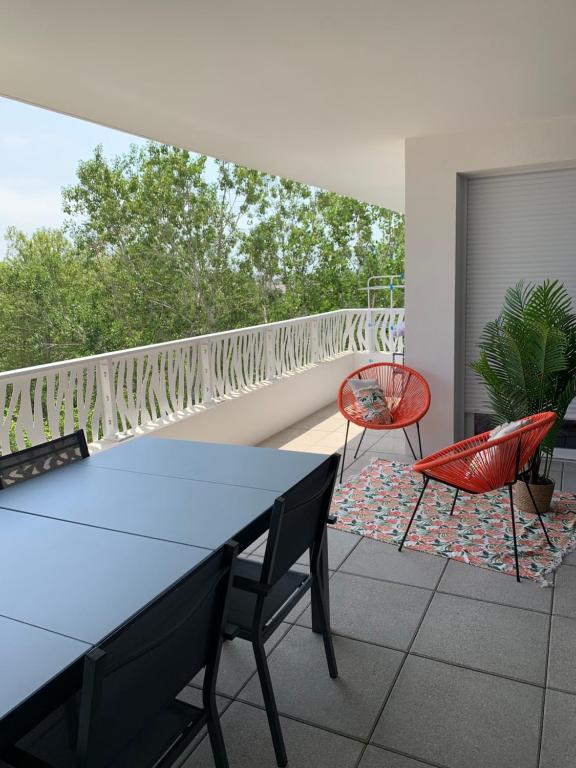 Appartement 18m2 de terrasse, T3 de 70m2, Clim et Parking Rue Poseidon, 66140 Canet-en-Roussillon