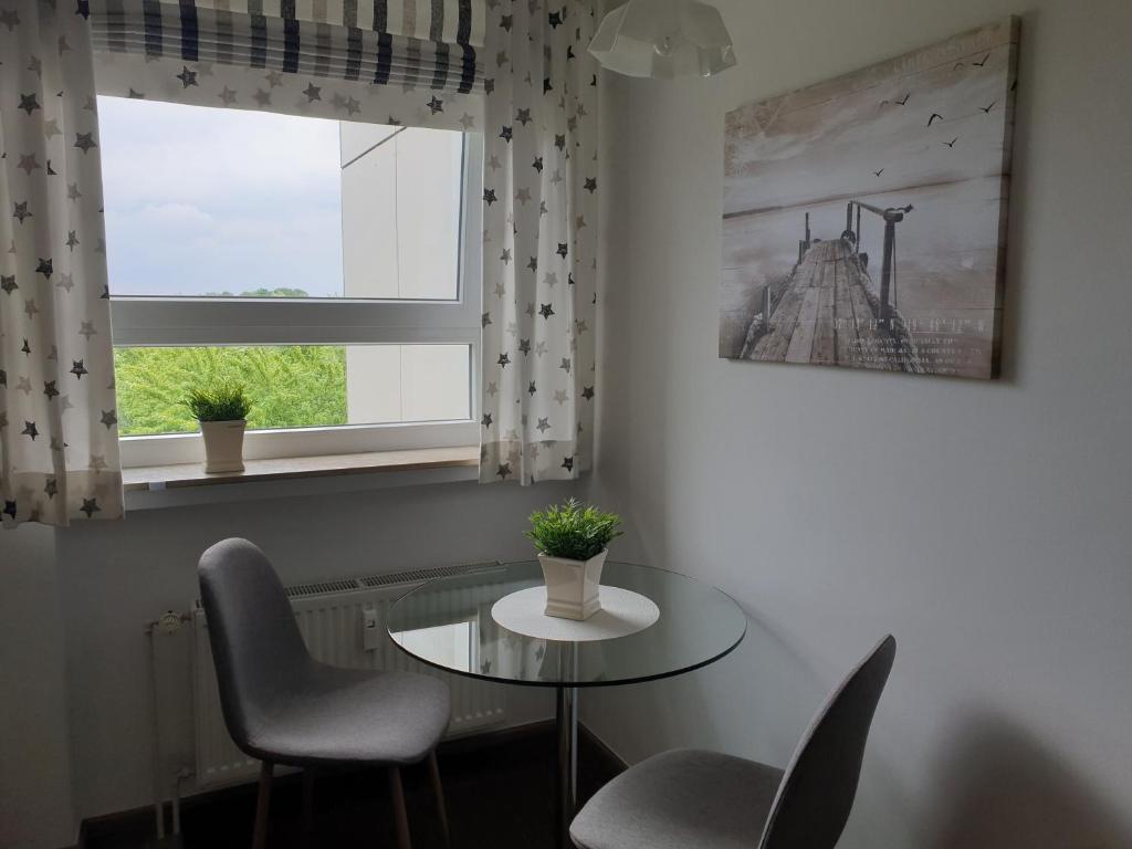 Appartement 191 Ferienwohnung Deichbrücke Weserstraße 61, 26382 Wilhelmshaven