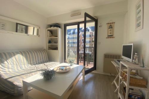 Appartement 19m confort 2 pers avec BALCON près de la PLAGE 33 Boulevard des Diablotins Cabourg