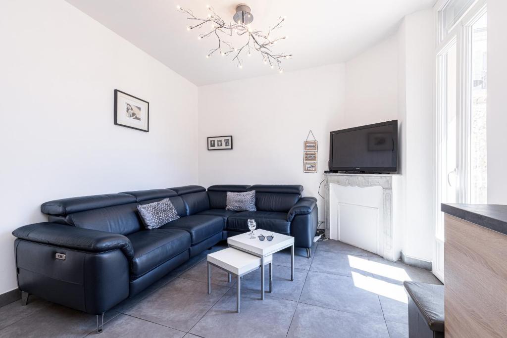 Appartement 2 Bdrs Downtown & AC - 3 minutes to the Palais 12 Rue du 24 Août, 06400 Cannes