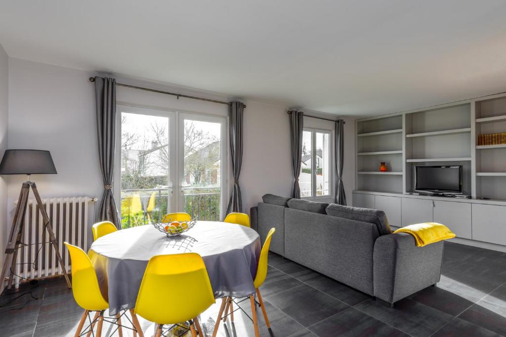 Appartement 2 bed House near Disneyland Paris 23 Rue de Poitou, 77450 Montry