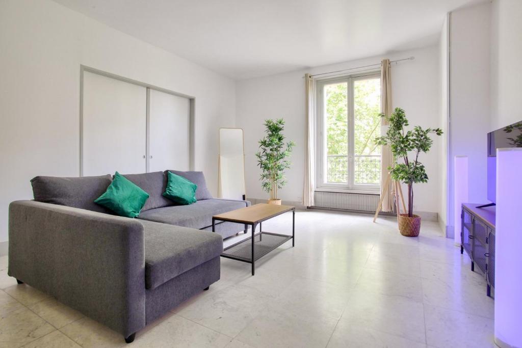 Appartement 2 Bedrooms Tour Eiffel Rapp 12 Avenue Rapp, 75007 Paris