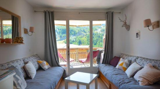 Appartement 2 pièces avec terrasse et vue sur les pistes route de la lombarde, 06420 Isola 2000