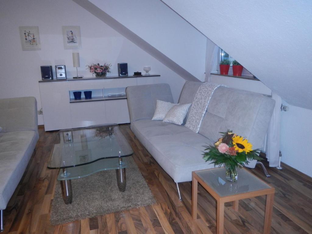 Appartement 2-Raum Apartment in guter Lage für Köln-Bonn-Siegbug Nahestr. 67, 53840 Troisdorf