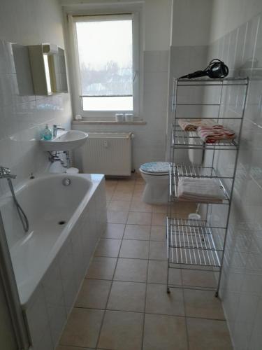 Appartement 2 Raum Wohnung im DG Marienthaler Straße Zwickau