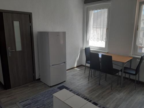 2 Zimmer Wohnung für 4 Personen Gößnitz allemagne