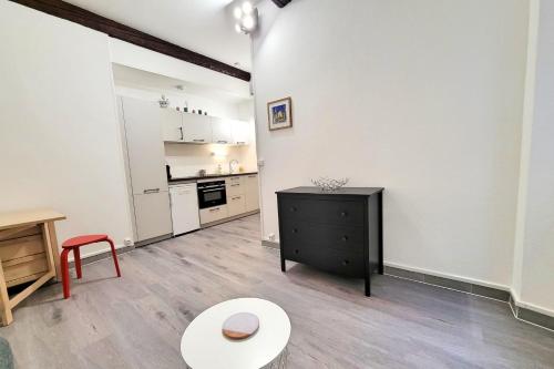 Appartement 21m With Wifi In The Center And Near The Beach 1 Rue de la Paroisse Bandol