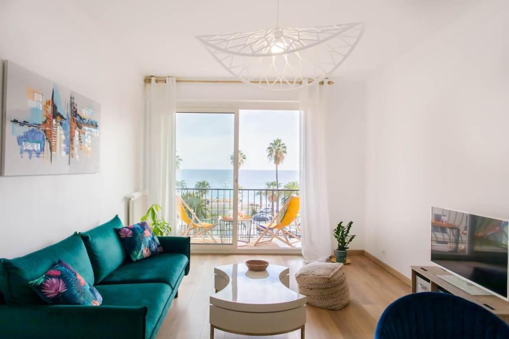 Appartement #22 California Suite Sea view Wifi 2 rooms Balcony with sea View 122 Avenue de la Californie, 06200 Nice