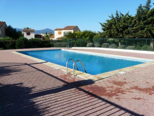 224 Hameau du Rivage - Rez de jardin climatisé - 3 étoiles - 6 Pers - Jardin 35 m2 - Piscine - Vélos prétés - Parking - 400m de la plage de La Lagune - WIFI Saint-Cyprien france