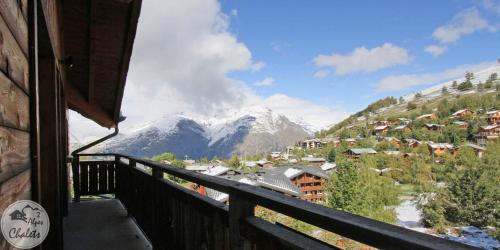 Chalet 2AlpesChalets - Chalet Marie 2 - Standing et Sauna aux pieds des pistes 8 Avenue de la Muzelle Les Deux Alpes