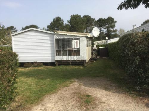 3 Bedroom Holiday Home at Siblu Pont-Aven france