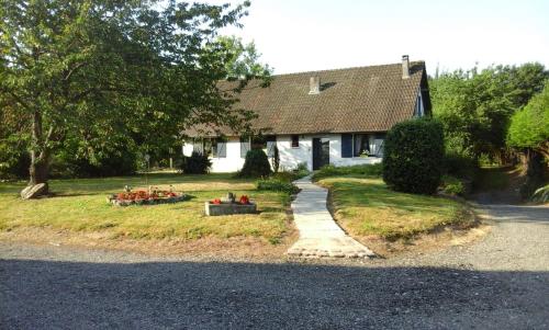 3 chambres spacieuses du grès rouge avec petit déj Beauval france