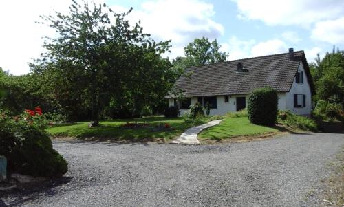 Séjour chez l'habitant 3 chambres spacieuses du grès rouge avec petit déj 21 bis rue du chateau d'eau Beauval