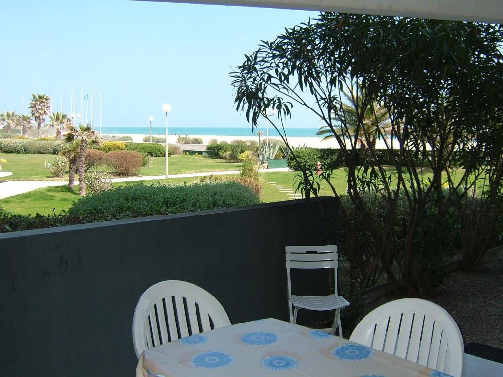 Appartement 3 pièces rez-de-jardin face à la Mer 1 Avenue des Terrasses du Levant, 66140 Canet-en-Roussillon