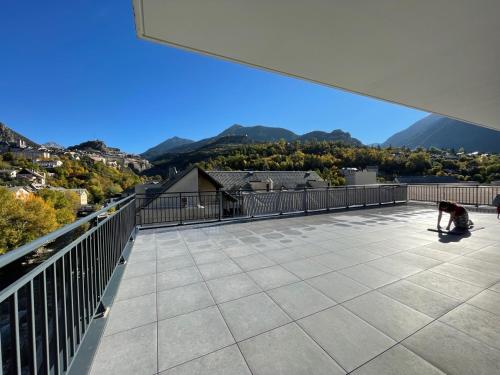 3* RT- Roof top 100 M2 + terrasse - éligible ANCV Briançon france