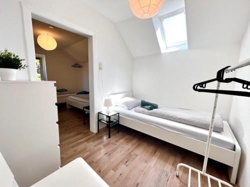 Appartement 3 Zimmer, 5 Schlafplätze, zentral Hagen Süd, 4 min zur A45, frei parken 1 Selbecker Straße Hagen