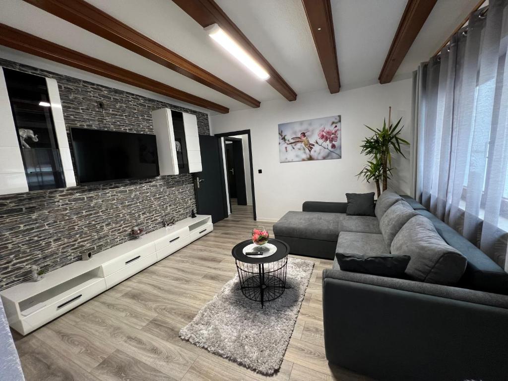 Appartement 3 Zimmer Ferienwohnung Denis 11 Am Kapellenberg, 55430 Oberwesel