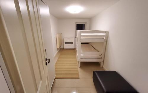 Appartement 3 Zimmer Wohnung 106 Uerdinger Straße Erdgeschoss Düsseldorf