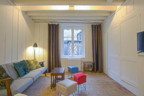 34 Notre Dame - PRETTY TRIPLEX HOUSE IN HONFLEUR-NEAR THE OLD PORT Honfleur france