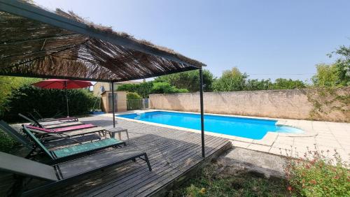 Maison de vacances 4 bedroom holiday home with private pool and garden 2 Rue des Libellules Saint-Just