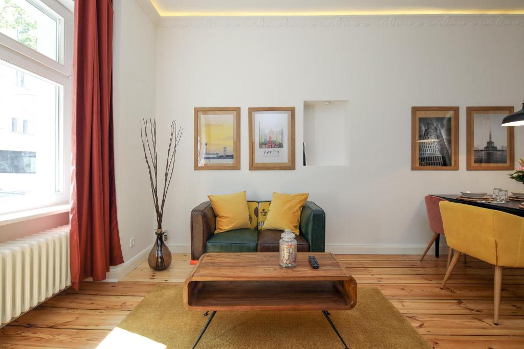 Appartement 4 Personen Altbau Apartment nahe Kurfürstendamm - Romeo & Julia 4 Pfalzburger Straße, 10719 Berlin