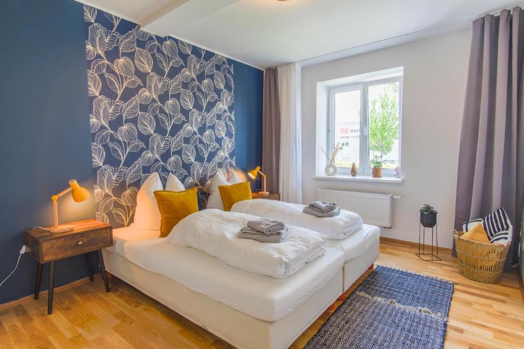 Appartement 4-Room Luxury Apartment - close to Central Station, free parking, kitchen 2 Fliederhof, 04347 Leipzig