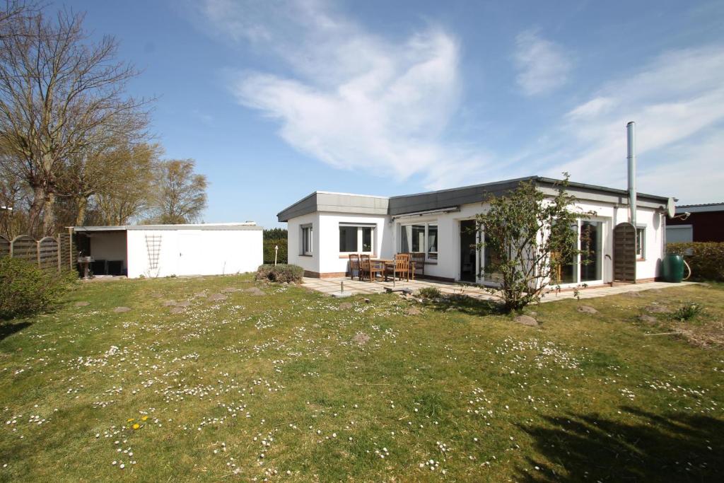 Maison de vacances 4200 - Strandhaus Robinson Freiberger Platz  17, 23747 Dahme