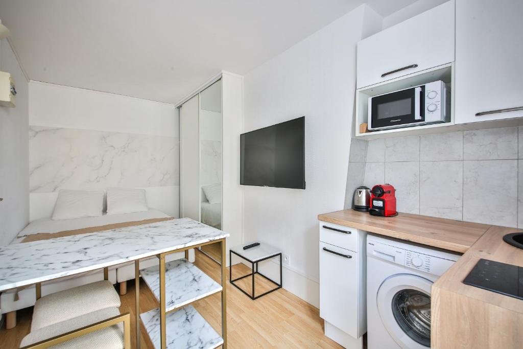 Appartement 5.Studio 2Pers#Sèvres-Lecourbe#Necker App 05 29 Rue Lecourbe, 75015 Paris