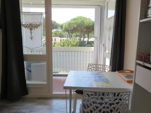 5 toits et mois Studio 2 pers Parking privatif Balcon et WIFI 10 mn plage et centre ville a pied La Grande Motte france