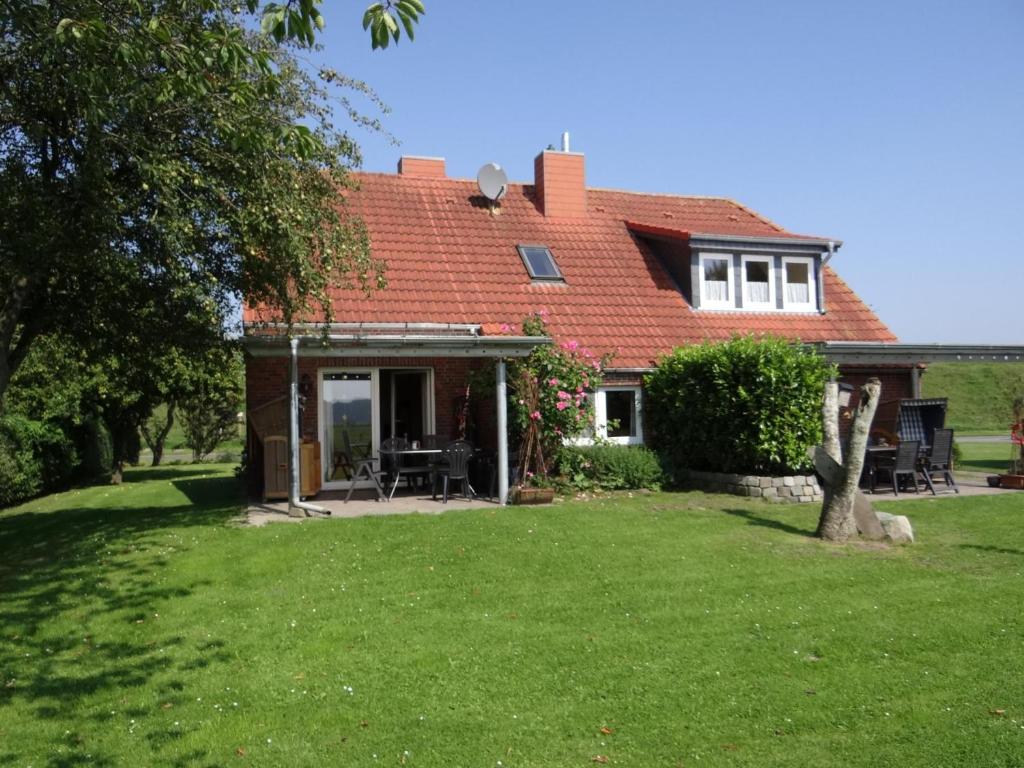 Maison de vacances 50141 Gretchen´s Hus 1 Goldene Linie 13, 26434 Wangerland