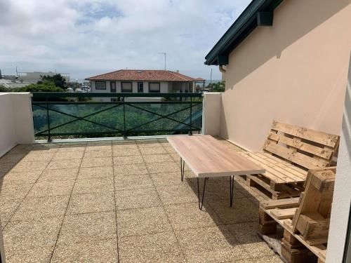 50m² pieds dans l'eau + 20m² Terrasse- Vue sur mer Anglet france