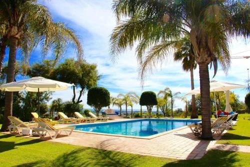 Villa 6 bedrooms villa with sea view private pool and wifi at Loule Estrada do Poço de Pau 2 Faro Loulé