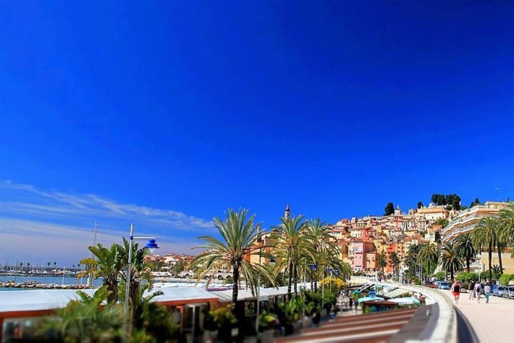 Maison de vacances 6 pers - Villa et Jardin Bord de mer à Menton 13 Avenue Gaspard Médecin, 06500 Menton