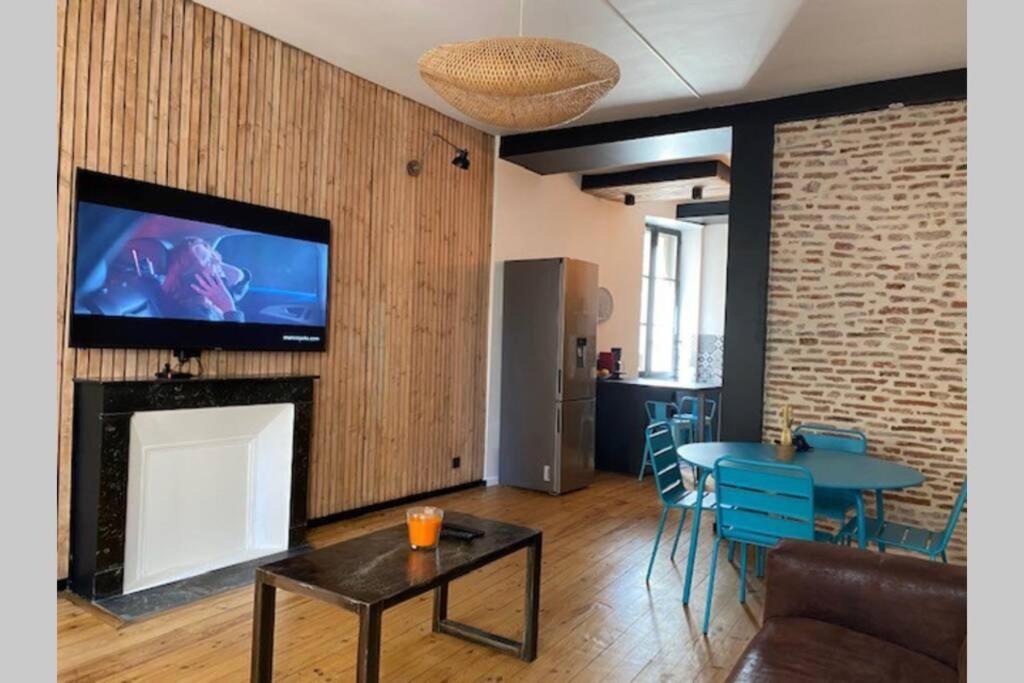 Appartement 60 m2 au coeur du centre ville Cahors 39 Rue du Maréchal Joffre, 46000 Cahors