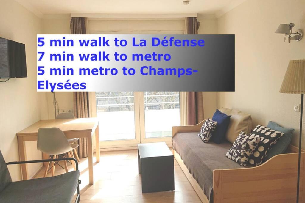 Appartement 7 min Walk Metro Line 1-La Defense Charras 73 Avenue Gambetta, 92400 Courbevoie