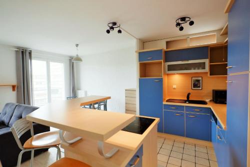 Appartement 70 m2 avec Balcons et Parking 9 rue de Bazinghien Lille