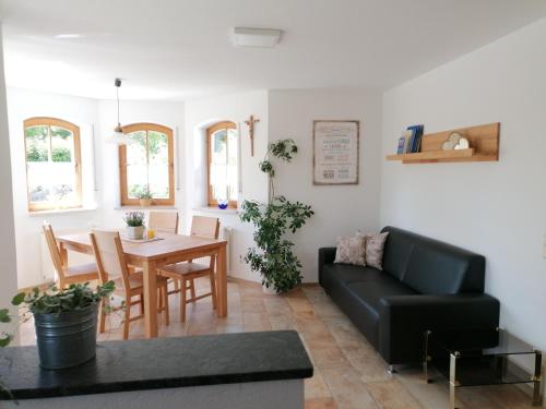 Appartement 70m²- Ferienwohnung mit Terrasse Sonnenhalde 16 Achberg