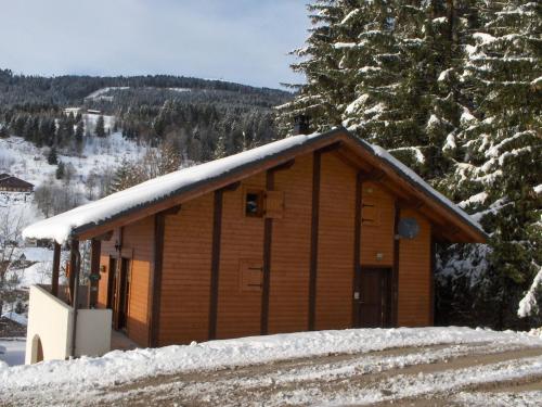 Chalet 8 10 pers chalet just 700 meters outside Les Gets  Les Gets